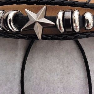 Star design PU leather Bracelet.